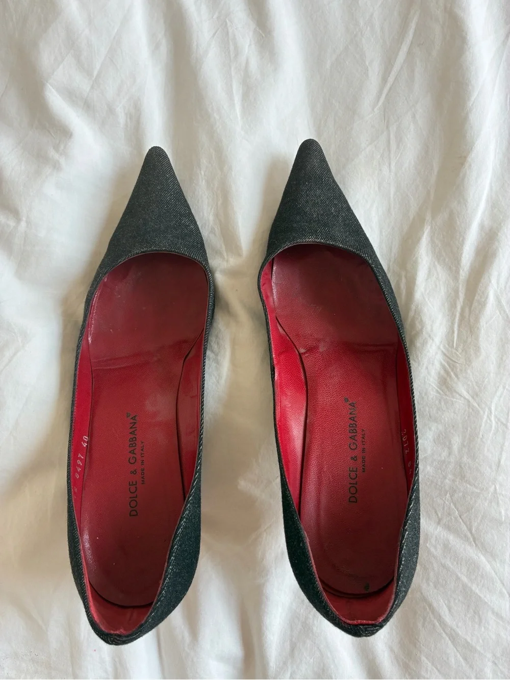 Dolce & Gabbana Black Denim Pointed Toe Red Kitten Heel Pumps with Red Interior